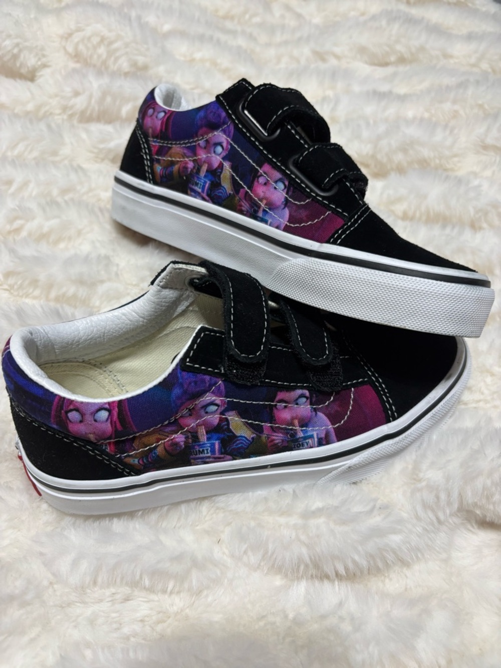 Vans Kids Black Canvas Sneakers with Purple Character Print